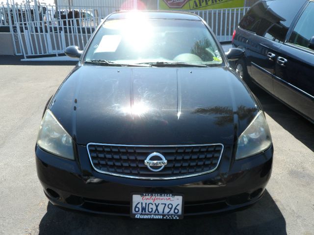 Nissan Altima 2005 photo 2