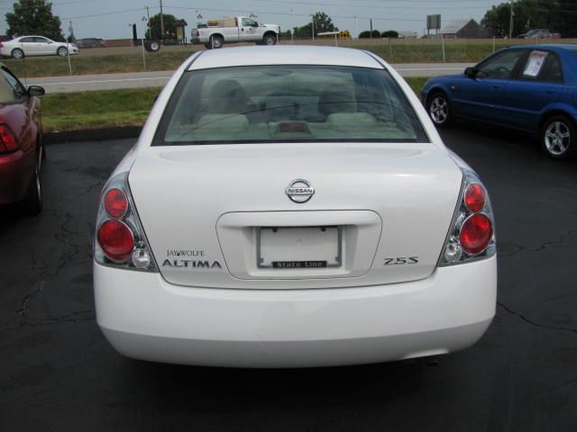 Nissan Altima 2005 photo 1