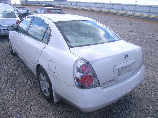Nissan Altima 2005 photo 3
