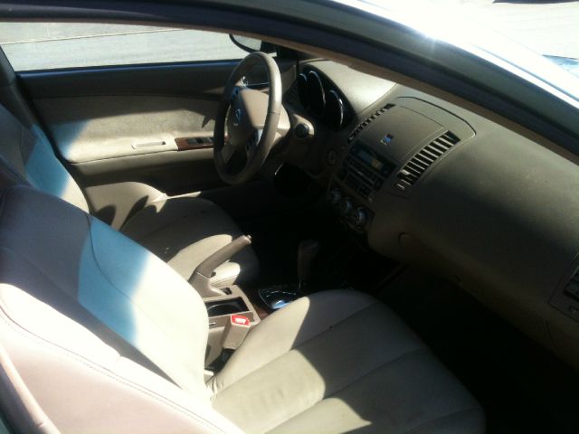 Nissan Altima 2005 photo 1