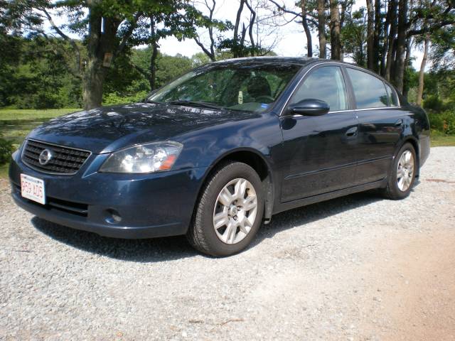 Nissan Altima XR Sedan