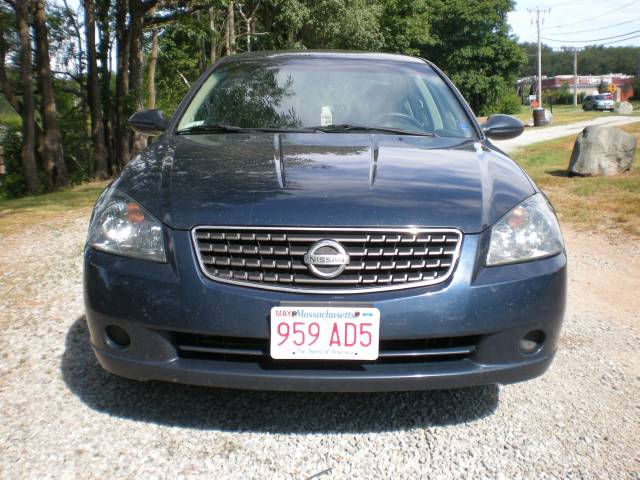 Nissan Altima 2005 photo 2