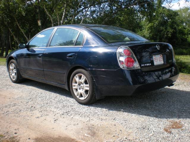 Nissan Altima 2005 photo 4