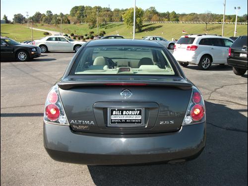 Nissan Altima 2005 photo 2