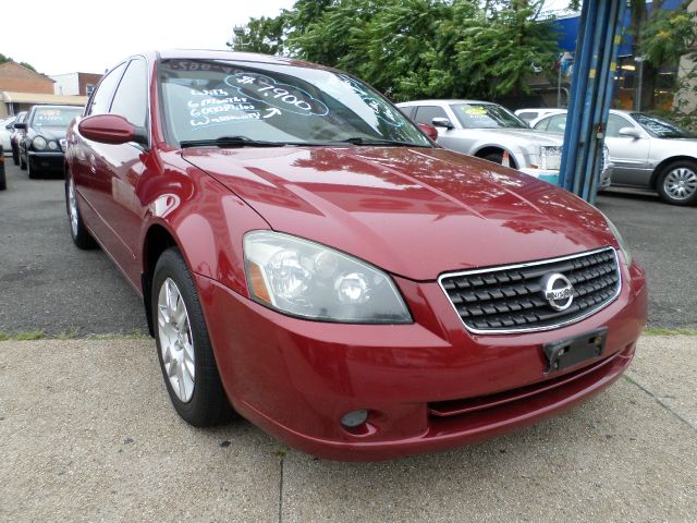 Nissan Altima 2005 photo 2