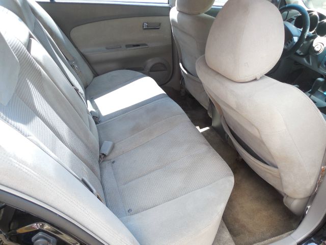 Nissan Altima Pickupslt Quad Cab SWB 4WD 4x4 Truck Sedan