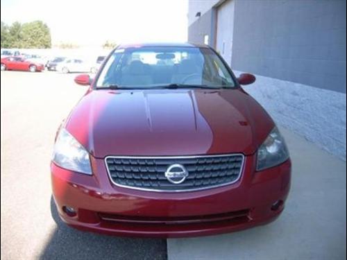 Nissan Altima 2005 photo 1