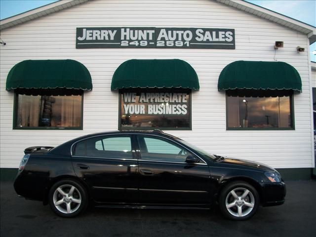 Nissan Altima 330i Sedan Sedan