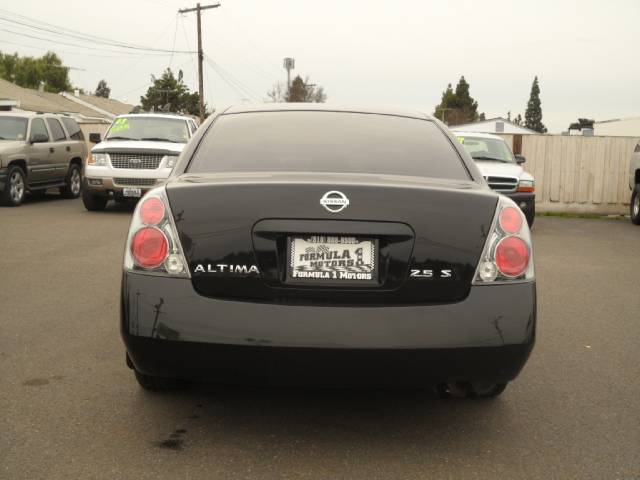 Nissan Altima 2005 photo 3