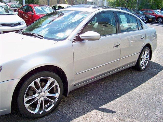 Nissan Altima 2005 photo 1
