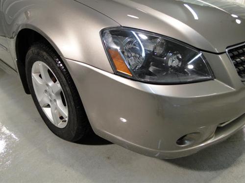 Nissan Altima 2005 photo 1