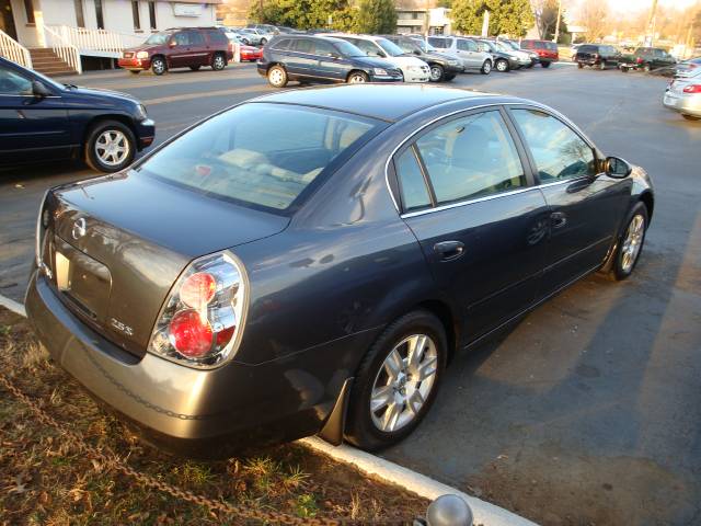 Nissan Altima 2005 photo 1