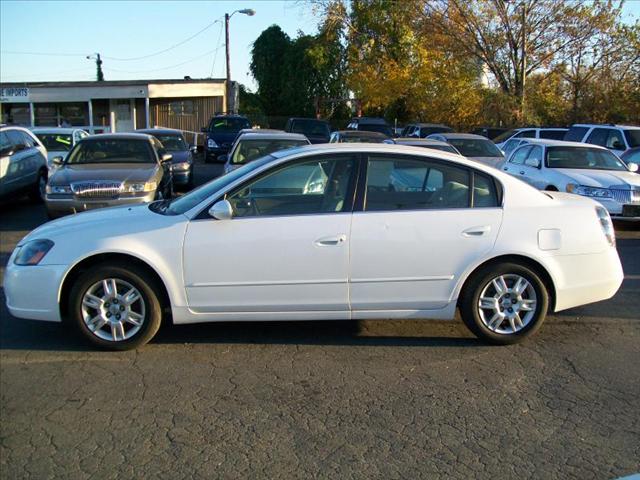 Nissan Altima 2005 photo 3