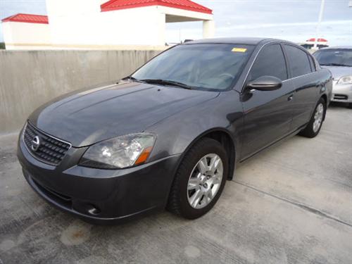 Nissan Altima 2005 photo 1