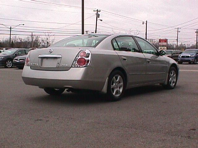 Nissan Altima 2005 photo 3