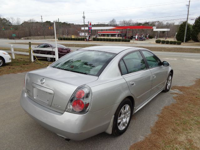 Nissan Altima 2005 photo 1