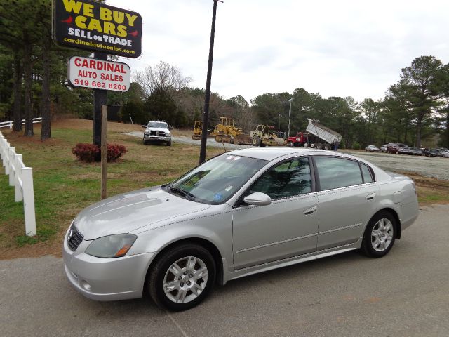 Nissan Altima 2005 photo 4