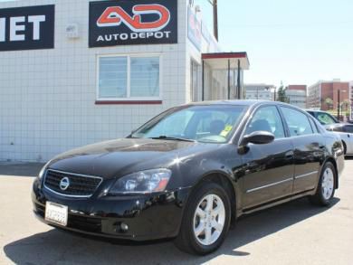 Nissan Altima Pickupslt Quad Cab SWB 4WD 4x4 Truck Sedan