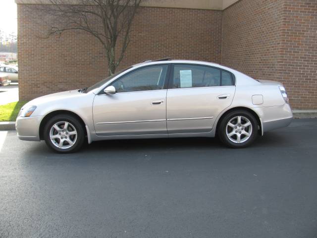 Nissan Altima 2005 photo 1