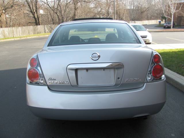 Nissan Altima 2005 photo 3