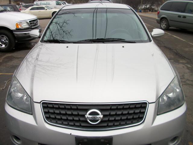 Nissan Altima 2005 photo 1