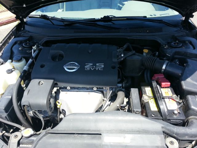 Nissan Altima 2005 photo 3