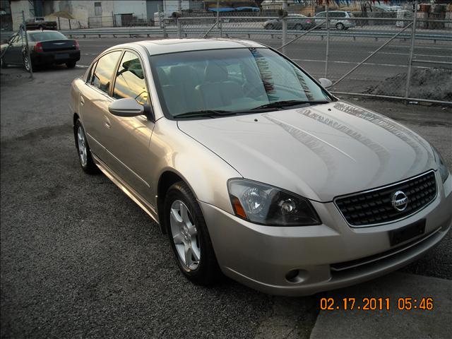 Nissan Altima 2005 photo 1
