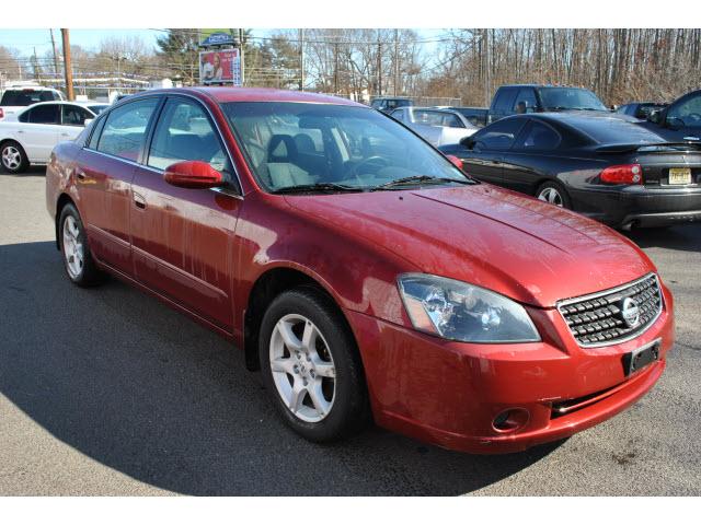 Nissan Altima 2005 photo 1