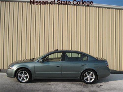 Nissan Altima 2005 photo 2