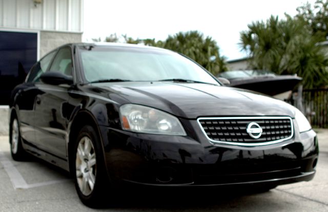 Nissan Altima 2005 photo 4