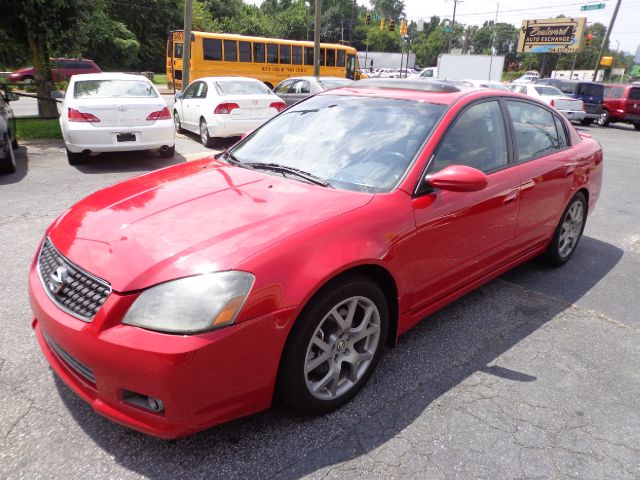 Nissan Altima 2005 photo 2