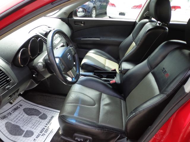 Nissan Altima 2005 photo 4