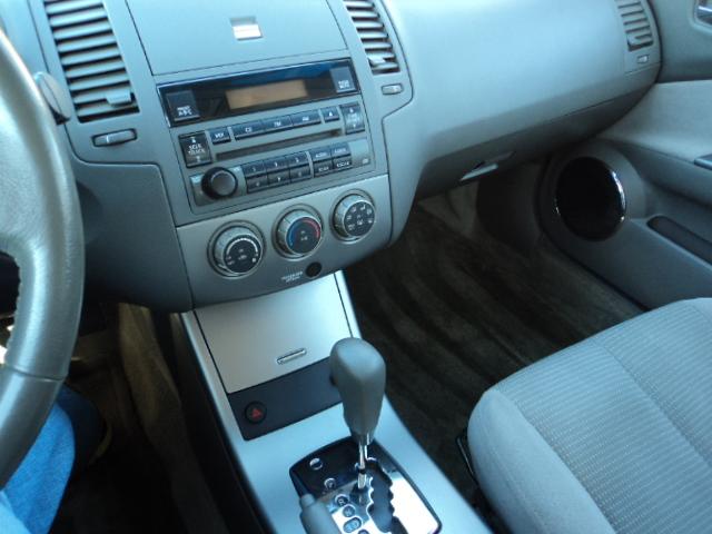 Nissan Altima 2005 photo 5