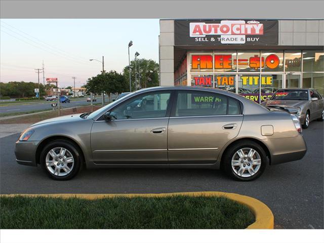 Nissan Altima 2005 photo 2