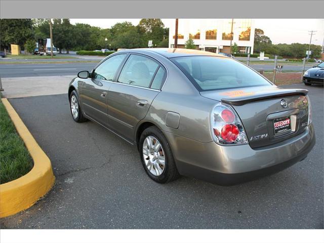 Nissan Altima 2005 photo 4