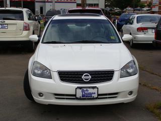 Nissan Altima 2005 photo 2