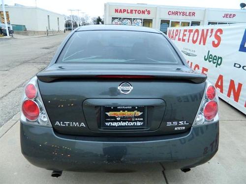 Nissan Altima 2005 photo 1
