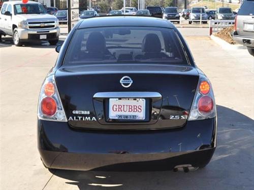 Nissan Altima 2005 photo 5