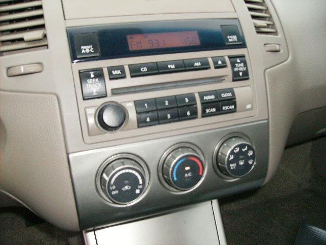 Nissan Altima 2005 photo 5