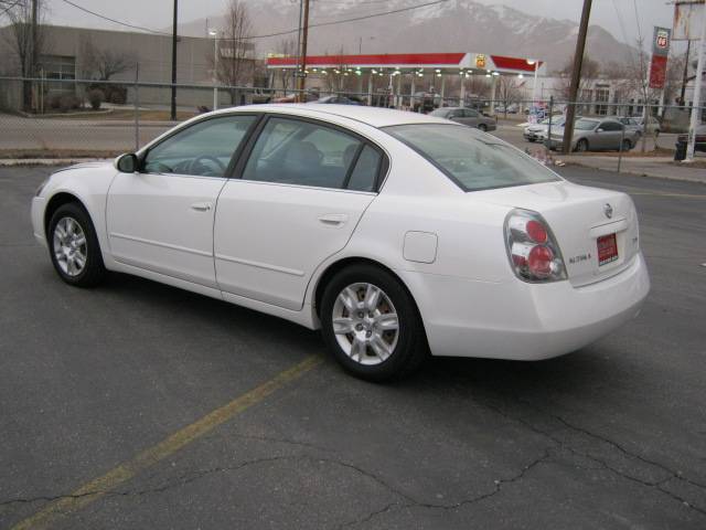 Nissan Altima 2005 photo 1