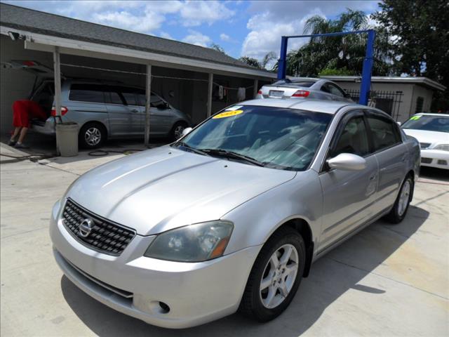 Nissan Altima Unknown Sedan