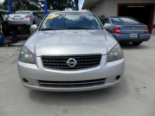 Nissan Altima 2005 photo 1