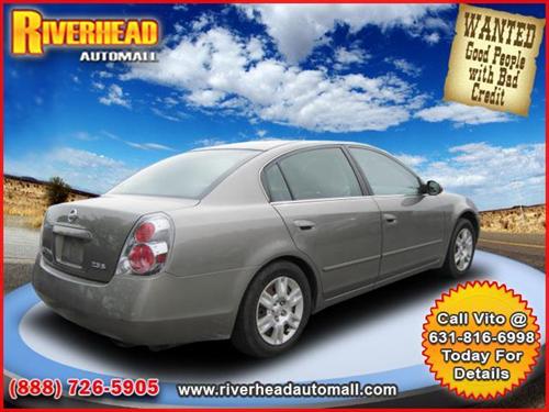 Nissan Altima 2005 photo 2