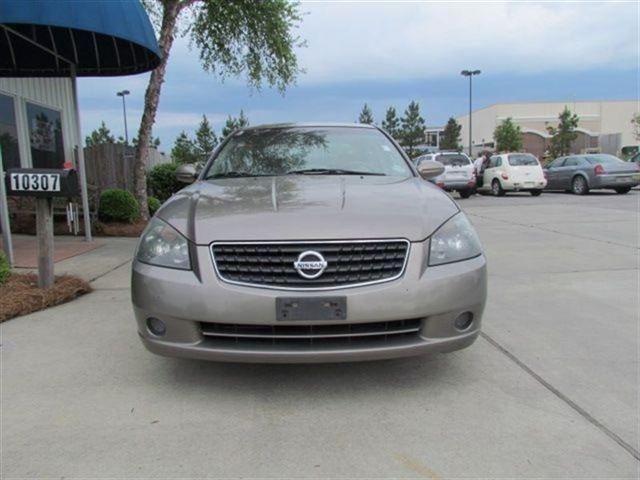 Nissan Altima 2005 photo 2