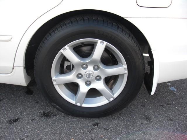 Nissan Altima 2005 photo 2