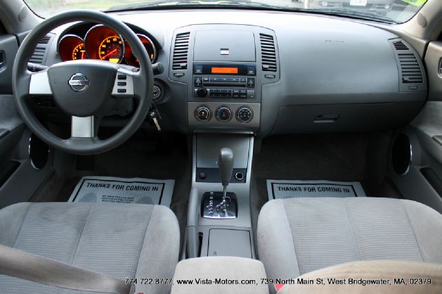 Nissan Altima 2005 photo 10
