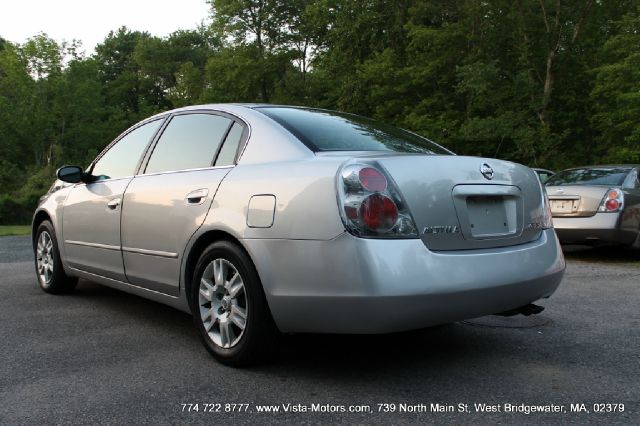 Nissan Altima 2005 photo 15