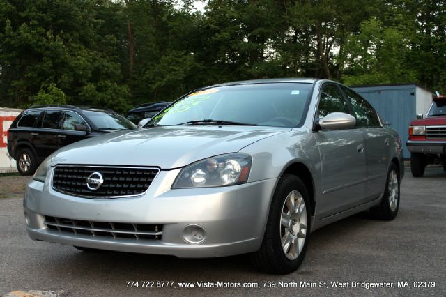 Nissan Altima 2005 photo 16
