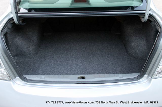 Nissan Altima 2005 photo 2