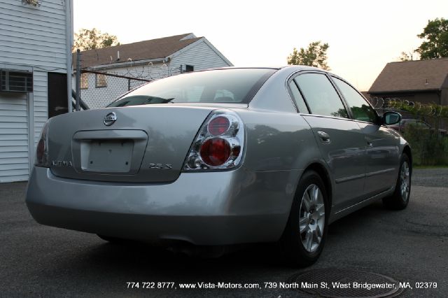 Nissan Altima 2005 photo 5